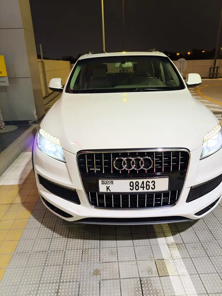 Audi Q7 2013 — photo 1 of 6