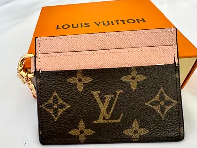 Womens Louis Vuitton Card Holder