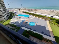 Spacious furnished studio apartment In Marina,Al Hamra Village