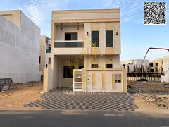 Villa directly from the owner, personal finishing, on a main street, close to all services, freehold