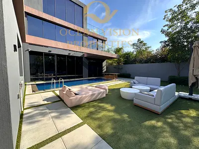 Spacious Corner 4BR Townhouse | Hot Deal | Azalea 1