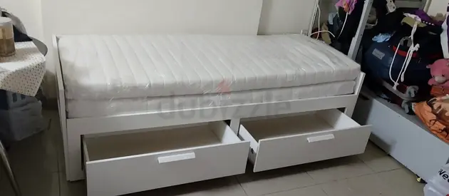 Ikea brimness Day bed frame with 2 big storage drawers underneath and with 2 Ikea mattresses