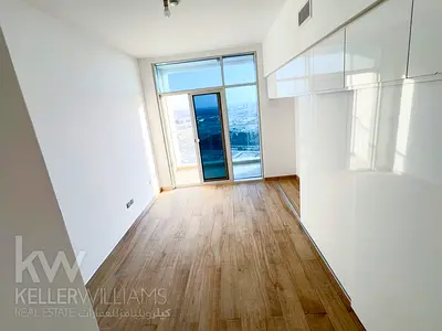 Lovely Furnished small studio w Balcony Sea View