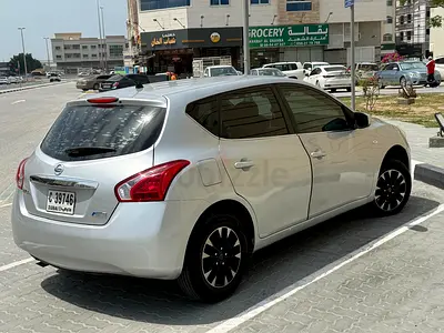 Nissan Tiida - Silver color