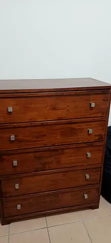 Tall 5-drawer solid wood dresser / chest of drawers