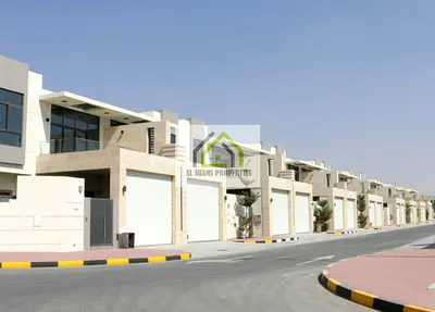 Ready To Move Luxury 3Bhk / 5 Bathrooms / Maids Room