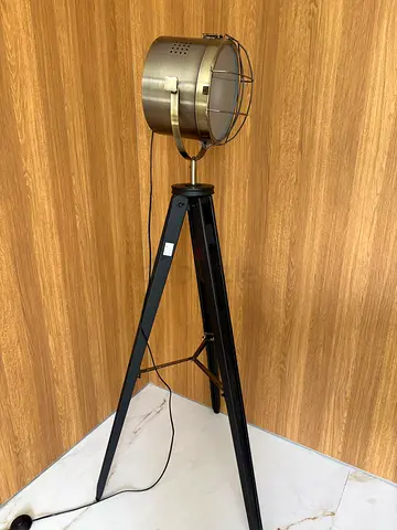 Standing Lamp