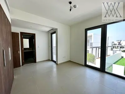Ready Villa | Perfect Location | Landscaped
