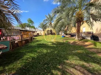 For sale: a distinctive villa in Al-Qurain 4 area, quiet location, close to the mosque and the park, land area 17,786.