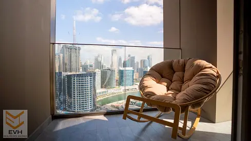 Furnished 2BR Apartment with Burj Khalifa & Canal View in 155k