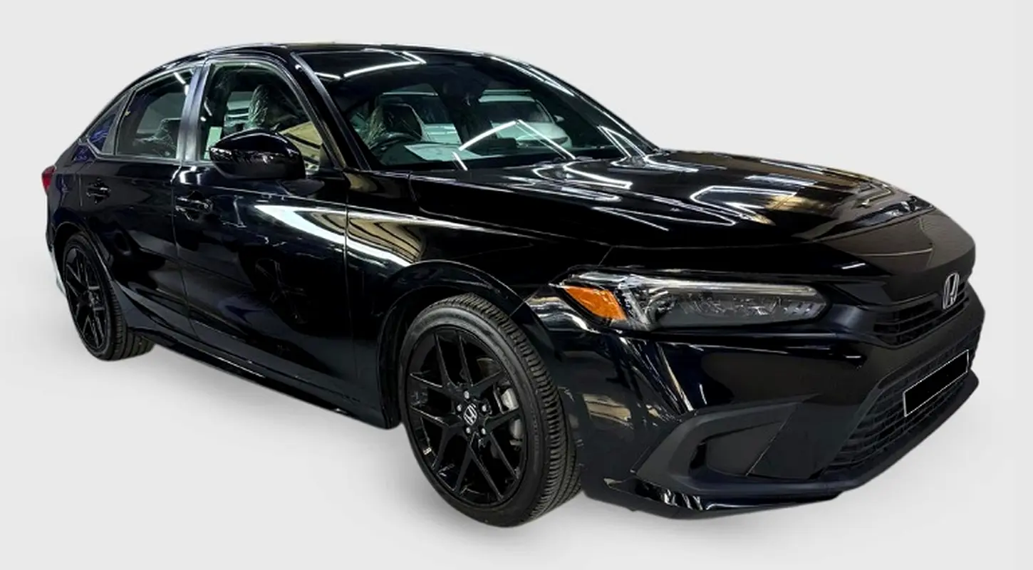 Honda Civic 2023 — photo 1 of 6
