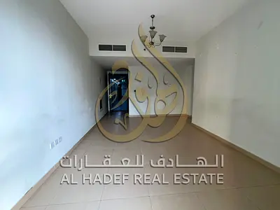 شقة غرفتين وصالة واسعة - مخرج مباشر إلى دبي