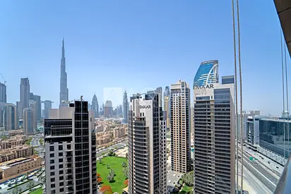 Burj Khalifa View l High Floor | Elegant