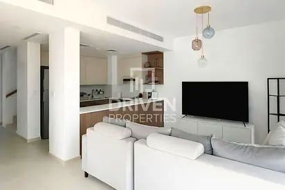 Ready to Move in | Prime Villa | Great Community