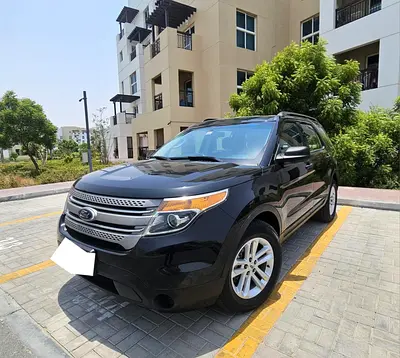 Ford Explorer XL 2014 - GCC Specs - 3,5L V6 - 4WD .. accident free .. excellent condition