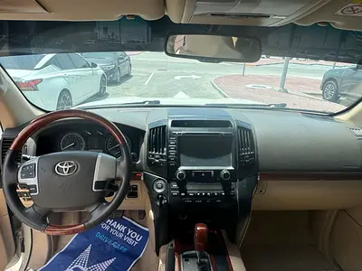 2013 Toyota LAND CRUISER 照片 6