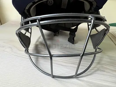 Cricket helmet