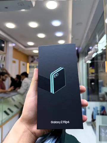 Samsung Galaxy Z Flip 6 Brand New