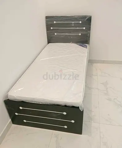 Single bed selling brand new