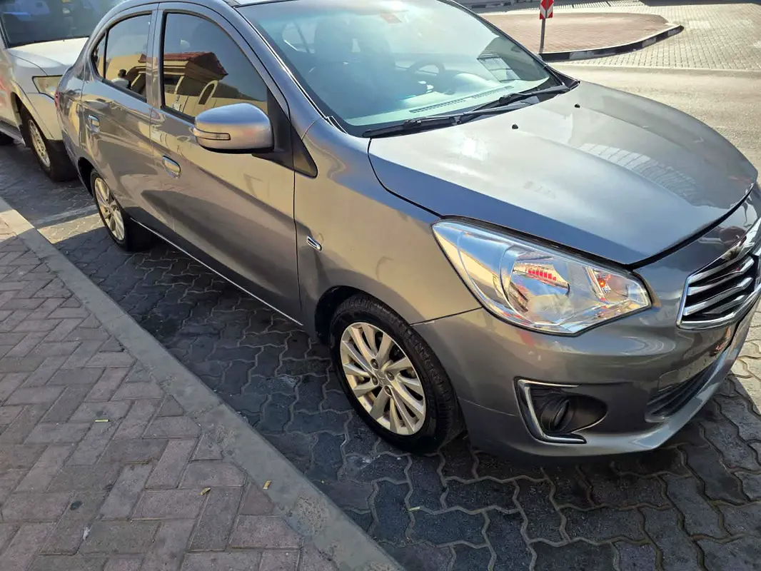 Mitsubishi Attrage 2020 — photo 1 of 6