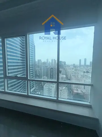 للبيع ثلاث غرف نوم اطلاله بحريه مميزه بالمجاز 3