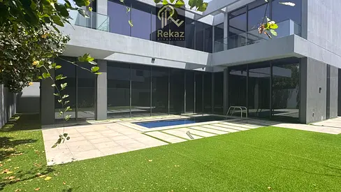 Luxury 4BR Villa for Rent | Sendian Masaar | Ready to Move