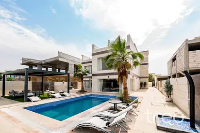 Full Lake View | Custom Built | Vacant Now