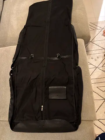 Suit carrier