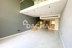 Single Row | Negotiable | Large Yard