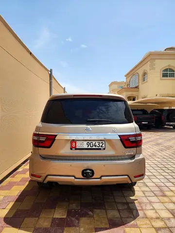 Nissan 2021 LE Platinum - Beige