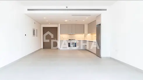 Vacant | Large Terrace | Low Floor
