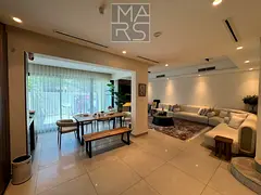 Like brand new fully furnished 3 bedroom townhouse in gated community