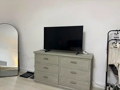 Hisense 50” QLED Smart TV – 4K – Dolby Vision