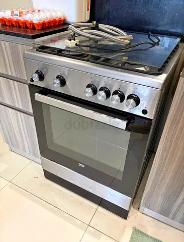 BEKO 60x60cm Free Standing Gas Cooker Full Safety With 4 High Efficiency Gas Burner(1 Wok) Cast Iron