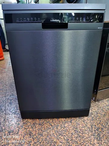 Free delivery Siemens iQ300 home connect WiFi dishwasher — stainless steel, fully working