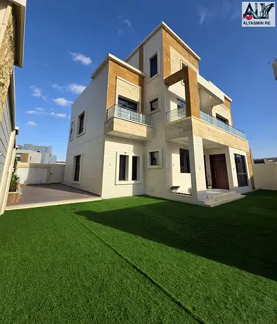 فيلا زاوية فخمة تملك حر - ارتداد كبير وموقع استراتيجي قرب محمد بن زايد