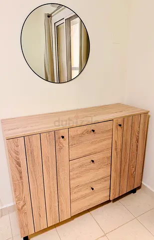 Dressing table