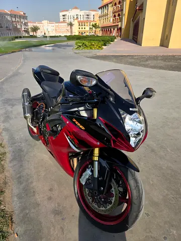 Suzuki GSX-R750