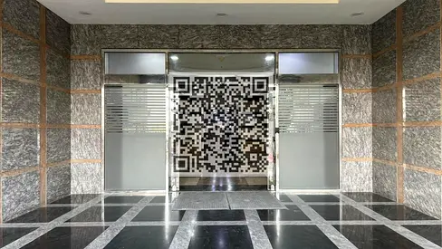 شقة واسعة من غرفتي نوم وصالة مع موقف سيارات | برج B9، مدينة الإمارات |