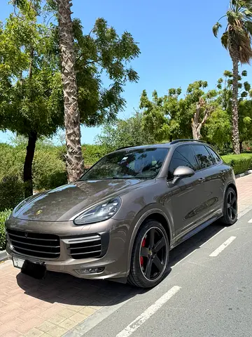 🔥 2016 Porsche Cayenne | 73,611 KM | Pristine  Well Maintained 🔥