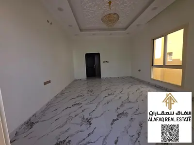 فيلا فاخرة للإيجار في الياسمين عجمان خمس غرف نوم ستة حمامات صالة واسعة غرفة معيشة مريحة وتصميم مناسب للعائلات