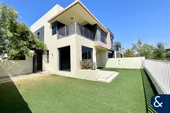 Green Belt | Vacant Now | Upgraded Kitchen