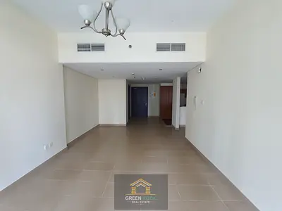 Make Your Offer - 1BR Hall (2Baths) Lake Facing