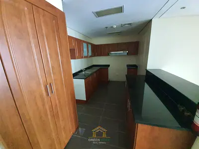 Make Your Offer - 1BR Hall (2Baths) Lake Facing