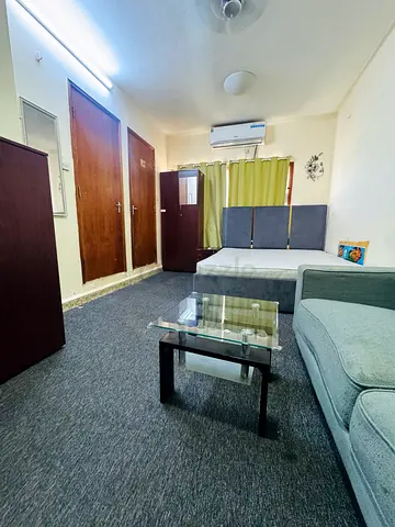 STUDIO AVAILABLE SHARAF DG METRO EXIT 3