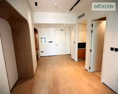 Simple, Bright & Clean Living + With Balcony