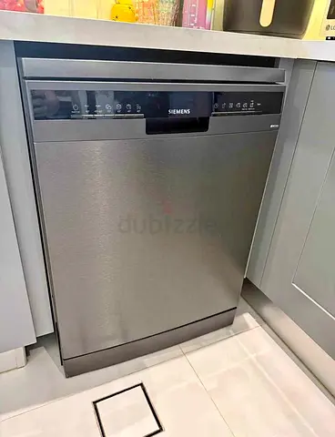 Siemens iQ300 Free-Standing Dishwasher 60 cm Black Inox, SN23HC65MM