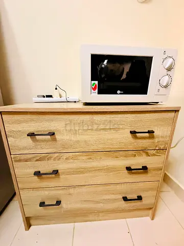 Drawer with 3 doors