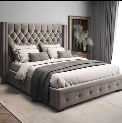 King upholstered bed with tufted headboard - light grey