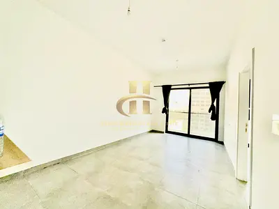 1 Bhk spacious with study room